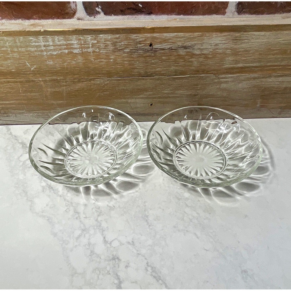 Unmarked Clear Pressed Glass Starburst Round Bowls Set of 2 - 5.5 in x 1.5 in